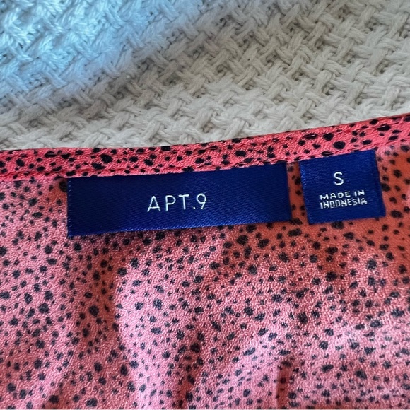 Apt 9 | Pink Button Down Bouse | Size S - Picture 4 of 4